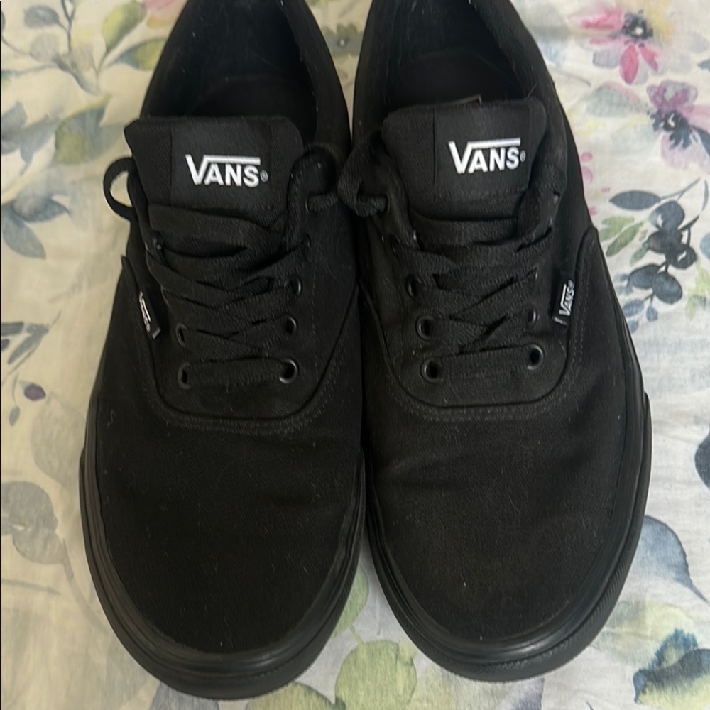 Vans Men's Black Sneakers